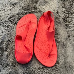 Crocs Iconic Comfort Serena Sandals